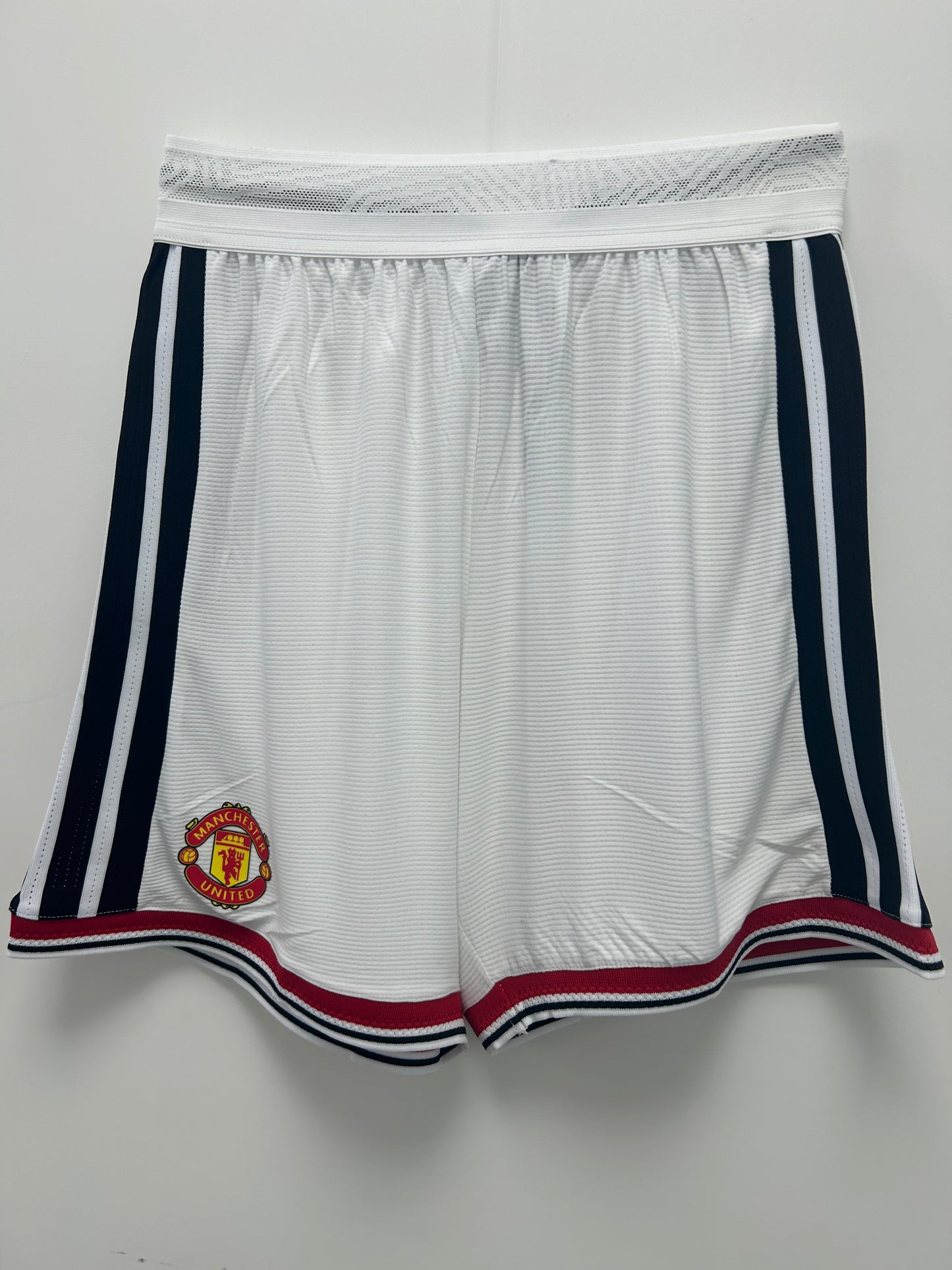Man United Home Shorts Player Version 2026-27