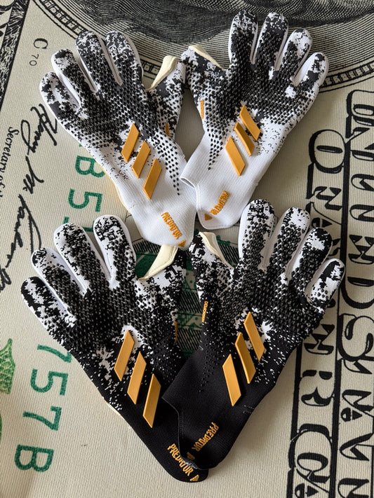 Adidas Predator Goalkeeper Gloves